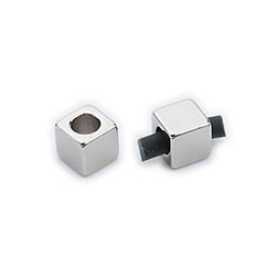 Square brass cube H3.8mm - Size 6x6mm - Hole 3.8mm